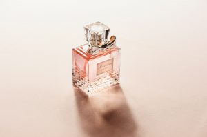 Devocional “Entre tus manos” – Episodio 87:  “El perfume”